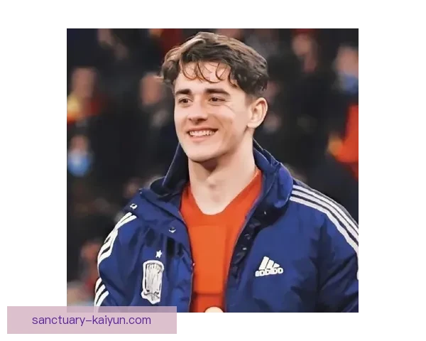 加维在巴萨低谷期状态分析，面临挑战但依旧具备潜力