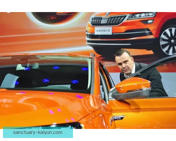 凯泽主帅风格备受关注，球队战术正在逐步演化与提升。